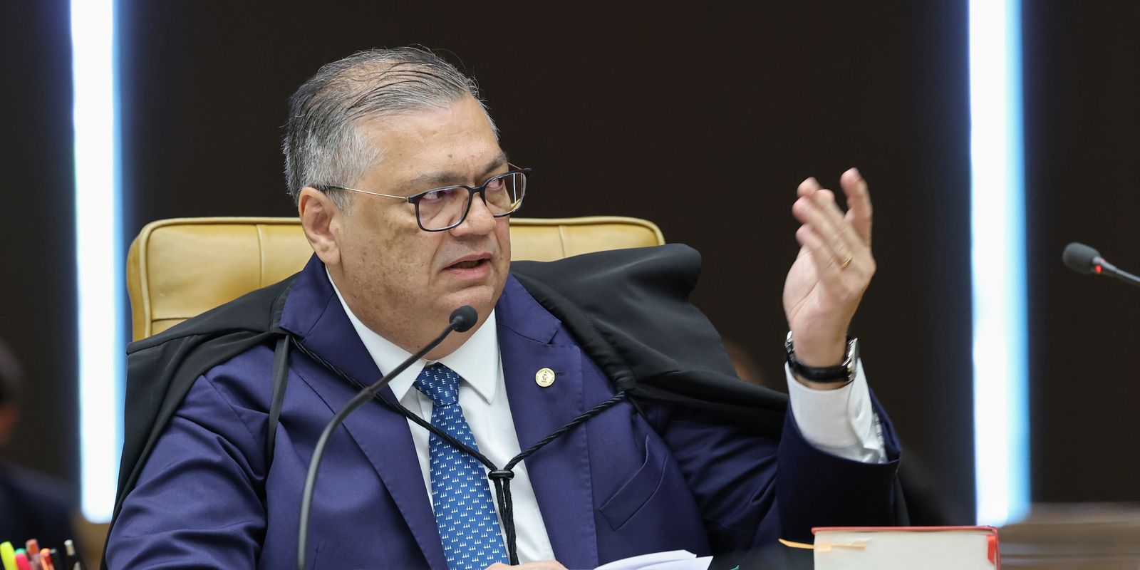 dino-expoe-relatorio-com-ameaca-de-assassinato-contra-ministros-do-stf